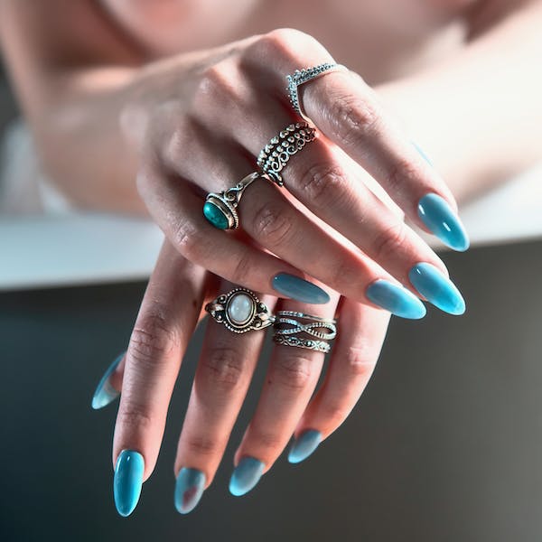 long-blue-nails
